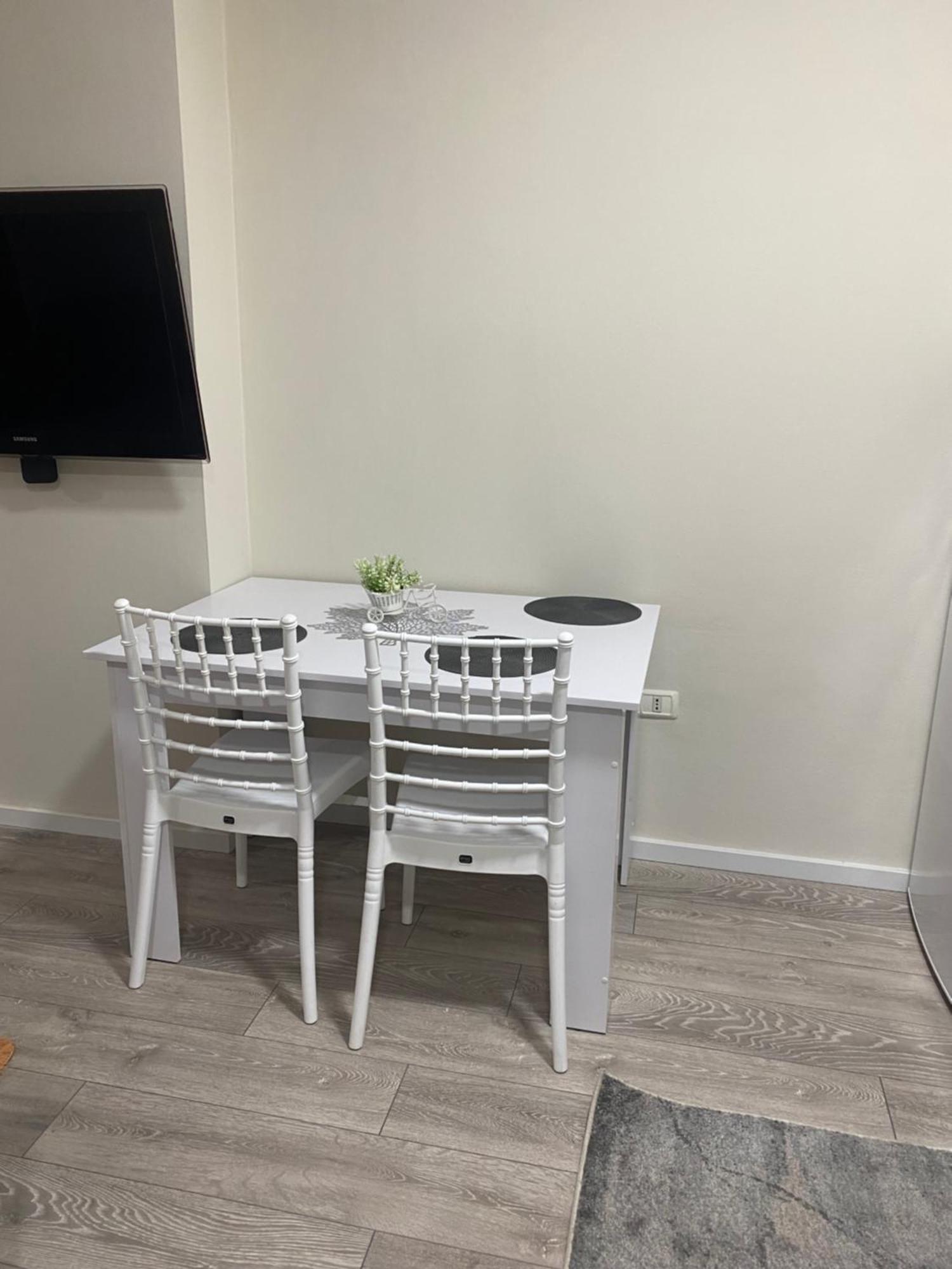 Chlo 5 Apartamento Tirana